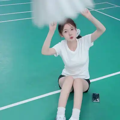 董娟